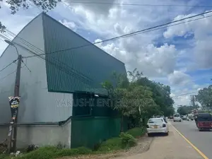 Commercial Building Rent Near the Highway Entrance Kurunegala