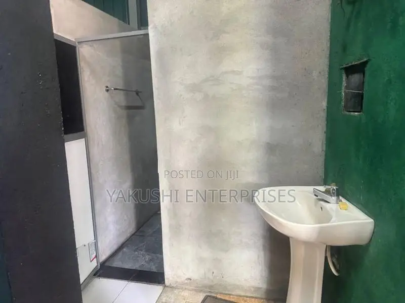 Commercial Building Rent Near the Highway Entrance Kurunegala