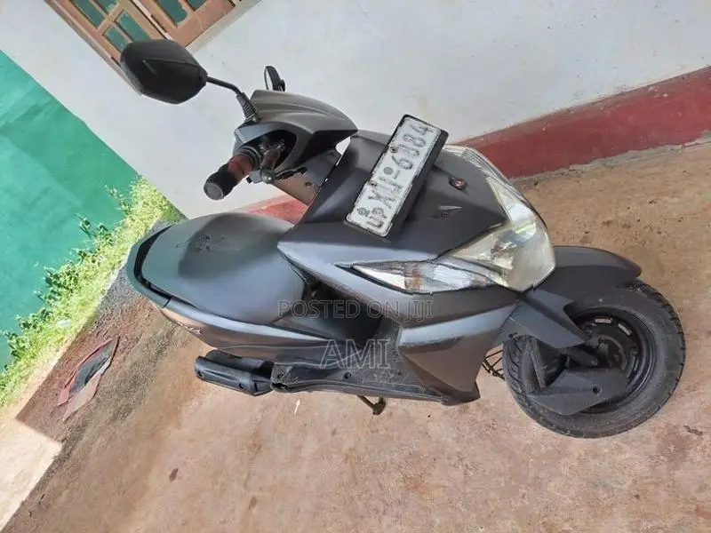 Honda Dio 2012