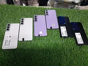 Samsung Galaxy S22 5G Fullset (Used)