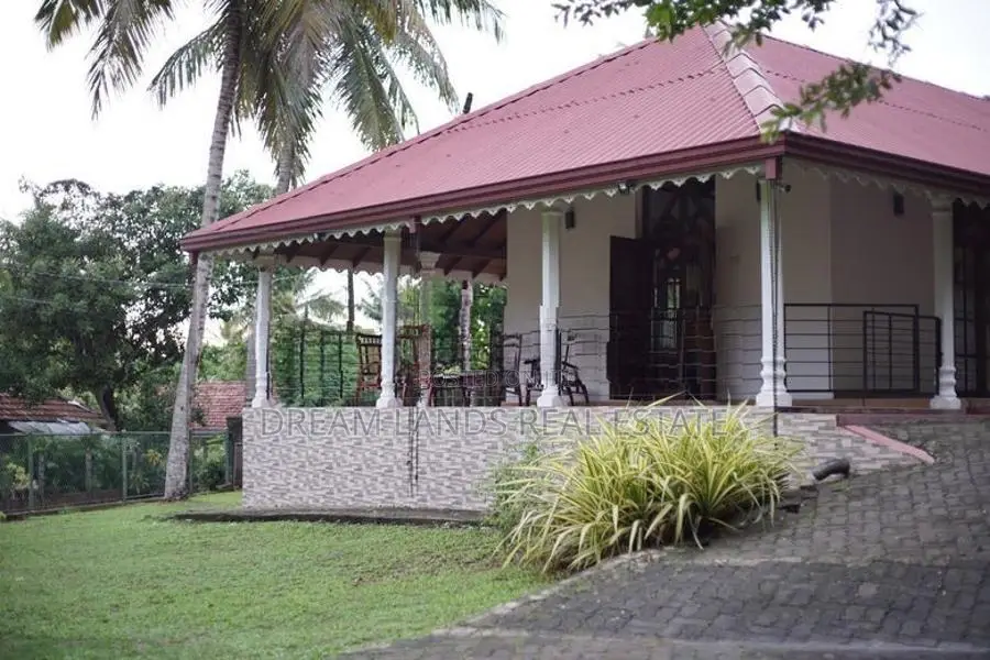 Furnished single storied stand alone house on rent kandana