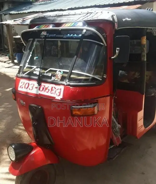 Bajaj RE 2026