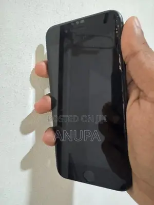 Apple iPhone 8 64GB (Used)