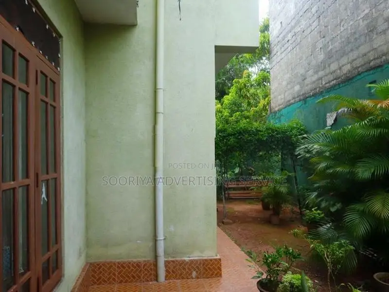 Two-Storey House for Sale in Mandavila