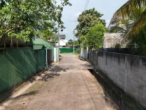 Two-Storey House for Sale in Mandavila