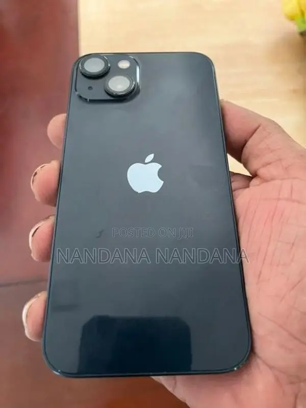 Apple iPhone 13 (Used)