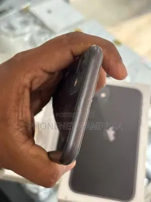 Apple iPhone 11 (Used)