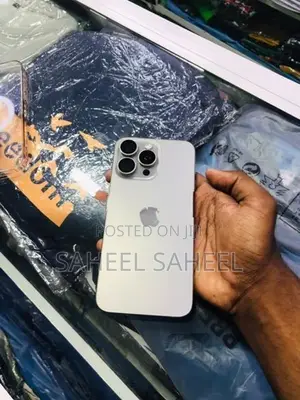 Apple iPhone 15 Pro Max (Used)