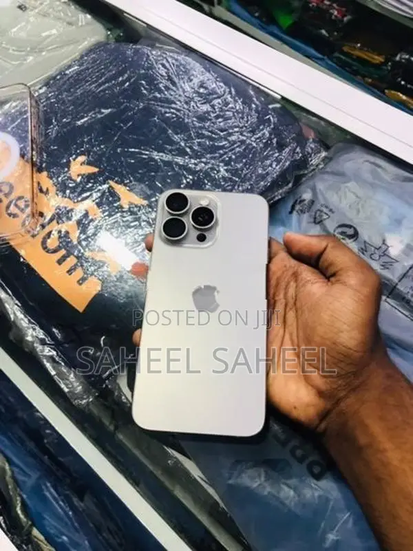 Apple iPhone 15 Pro Max (Used)