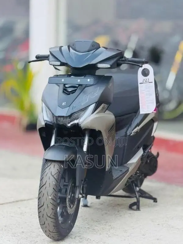 Hero XOOM 125R 2026