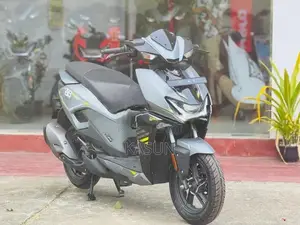Hero XOOM 125R 2026