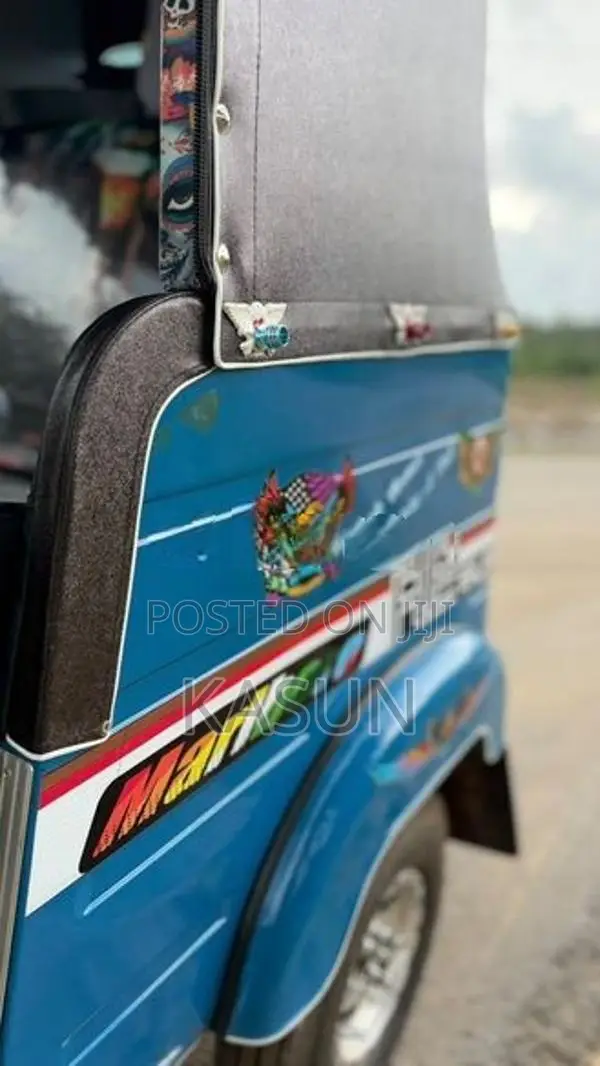 Bajaj RE Three Wheeler 2006