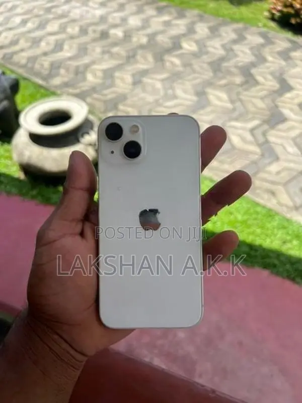 Apple iPhone 13 (Used)