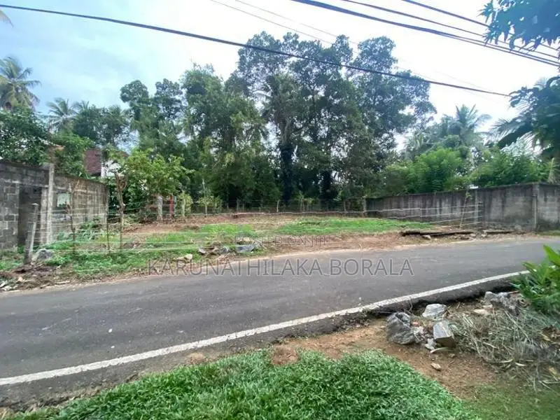 Land for Sale in Panagoda Meegasmulla
