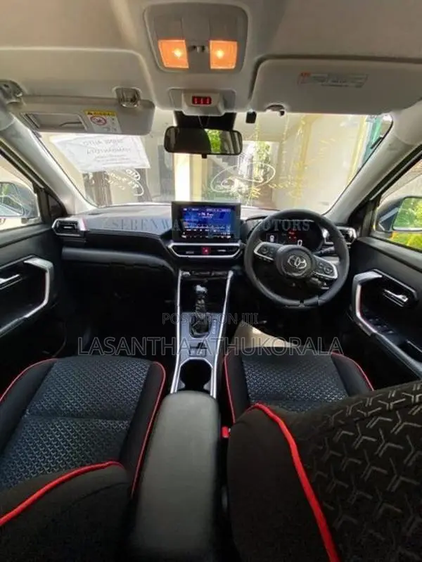 Toyota Raize Hybrid 1.2 Z 2025