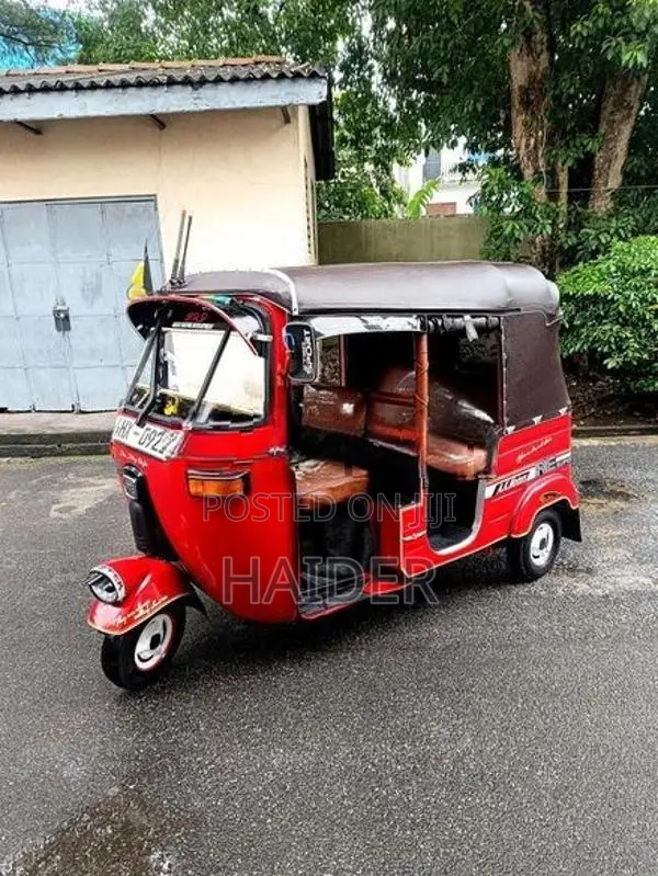 Bajaj RE 2003