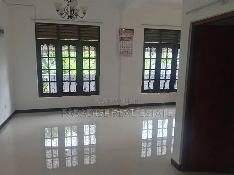 SPACIOUS 1 ST FLOOR HOUSE FOR RENT IN MOUNT LAVINIA