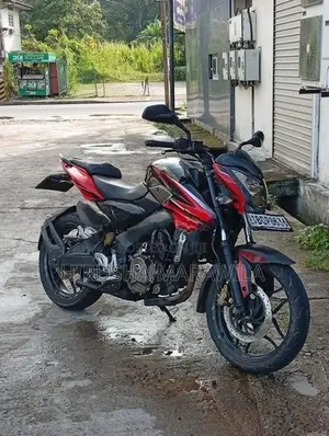 Bajaj Pulsar NS200 2016