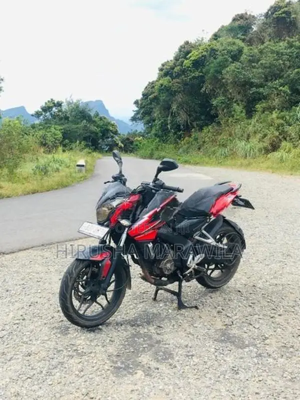 Bajaj Pulsar NS200 2016