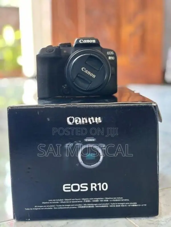 Canon R10 Mirrorless Camara
