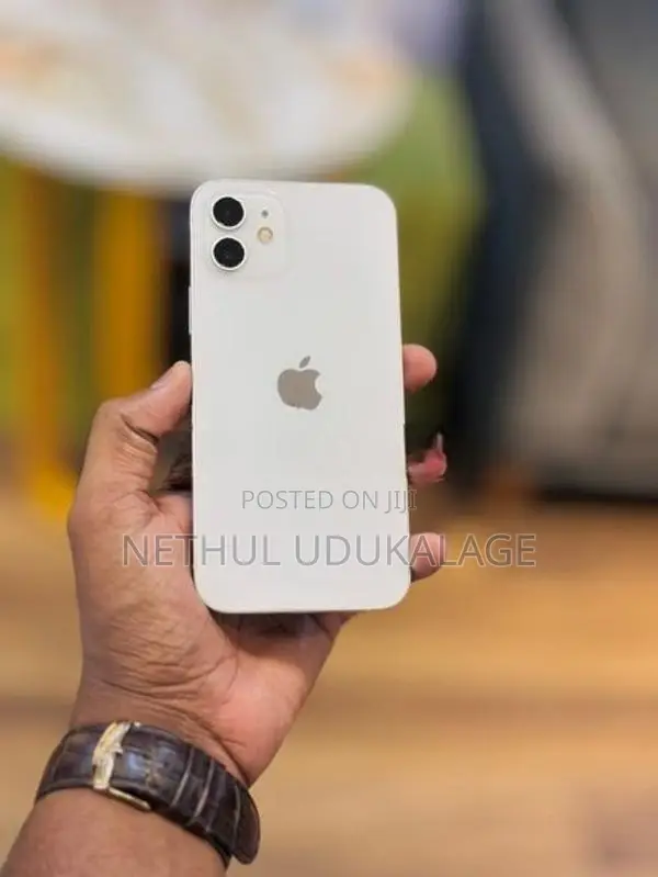 Apple iPhone 12 128GB | WHITE (Used)