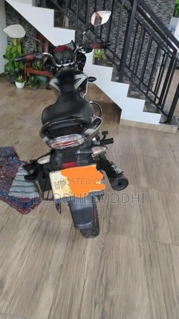 Bajaj Discover 125 2019