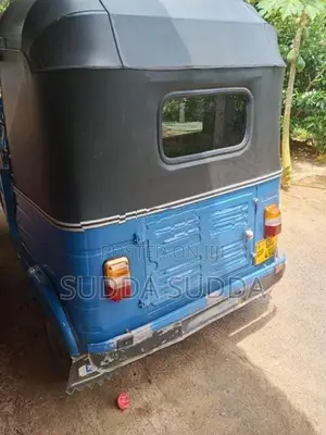 Bajaj RE 2007