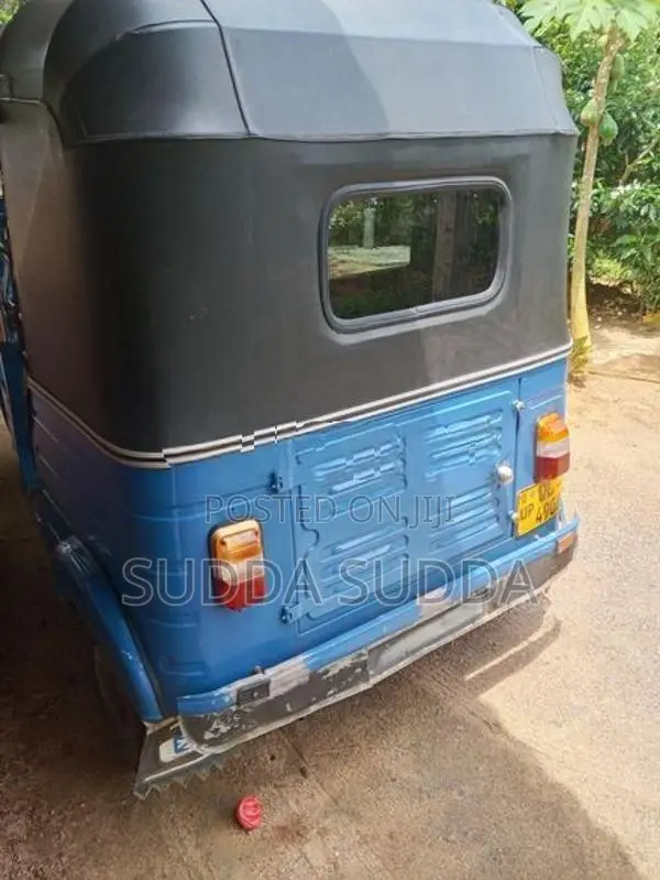 Bajaj RE 2007