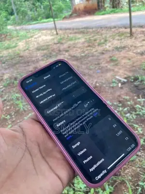 Apple iPhone 14 (Used)