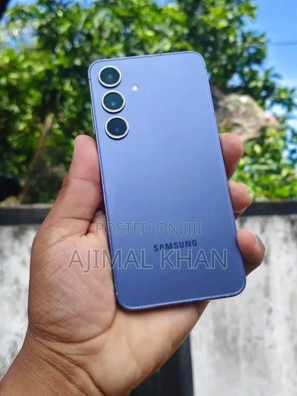 Samsung Galaxy S24 256GB (Used)