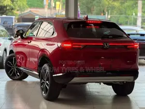 Honda Vezel Z Premium 10 SPEAKRS 2026