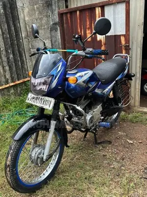 Bajaj CT100 2006