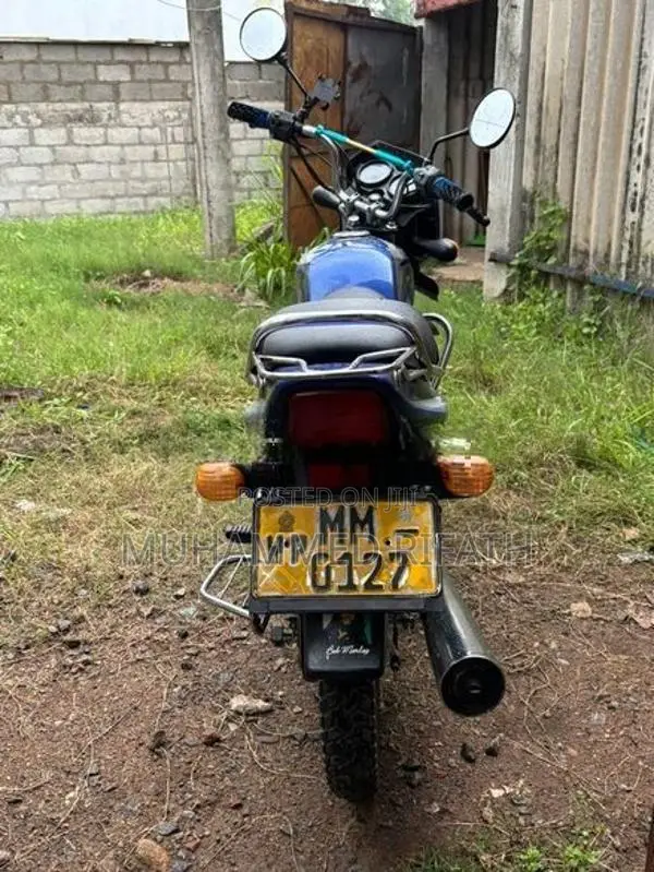 Bajaj CT100 2006