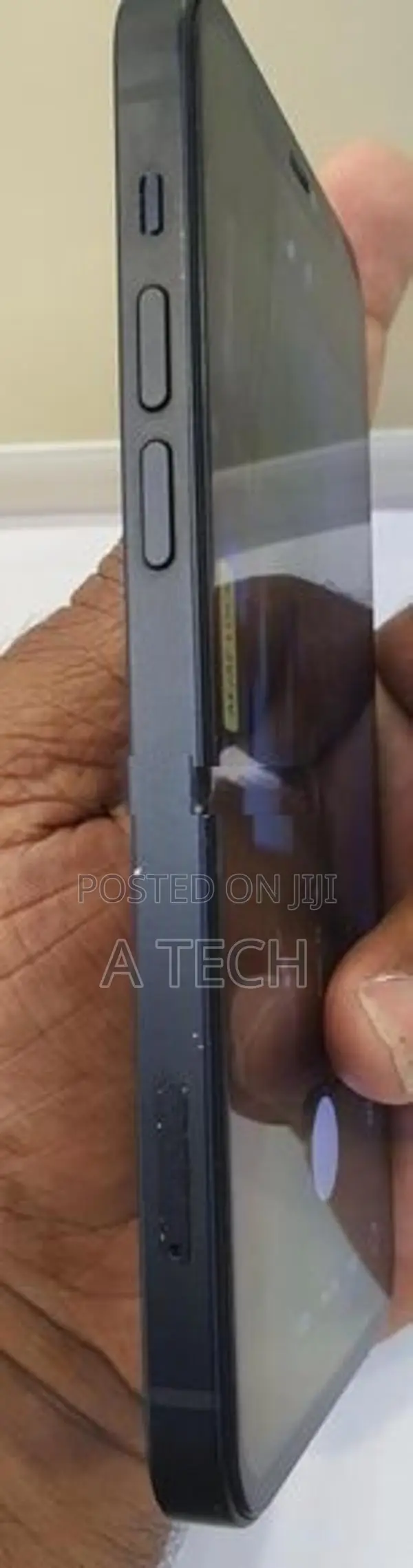Apple iPhone 12 GB (Used)