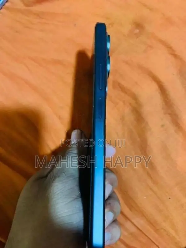 Vivo Y21d 256GB (Used)