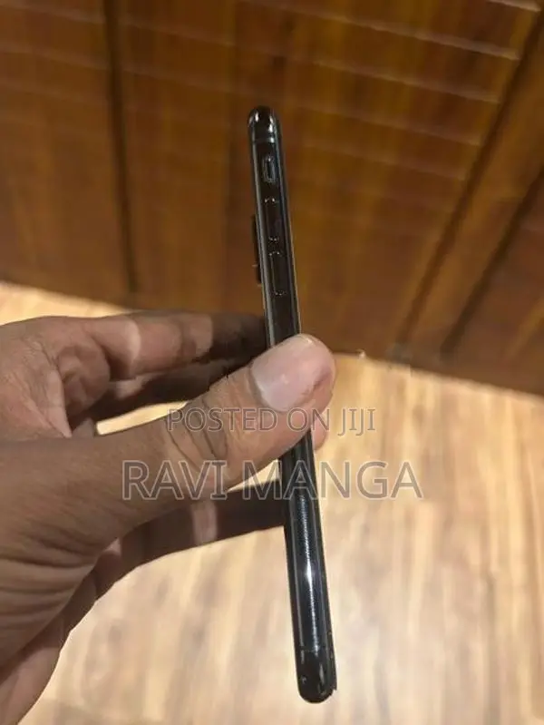 Apple iPhone XS 256GB (Used)