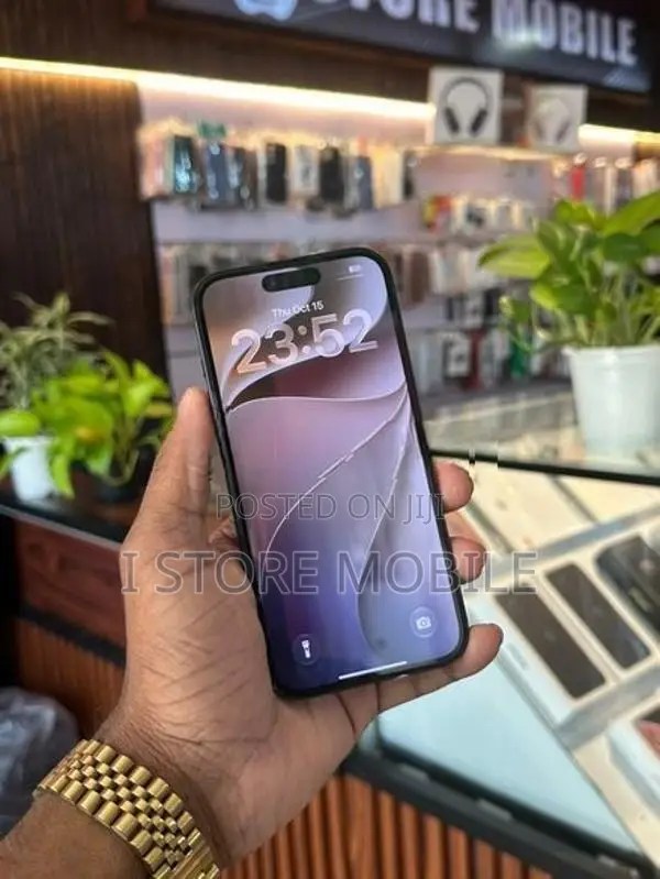 Apple iPhone 15 Pro (Used)