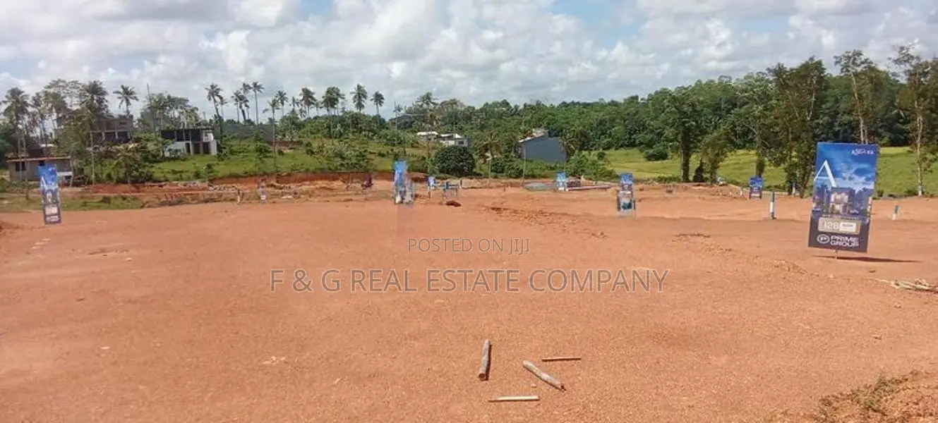 Rigama වැව පාර Land