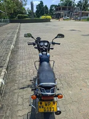 Bajaj CT100 2011