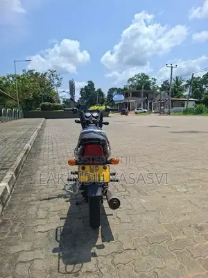Bajaj CT100 2011