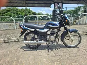 Bajaj CT100 2011
