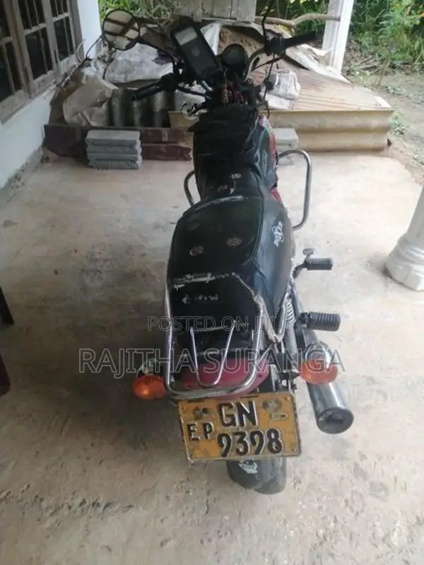 Bajaj Boxer 2001