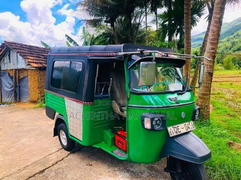 Bajaj QE 2006