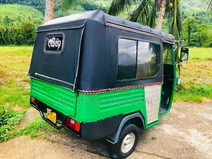 Bajaj QE 2006