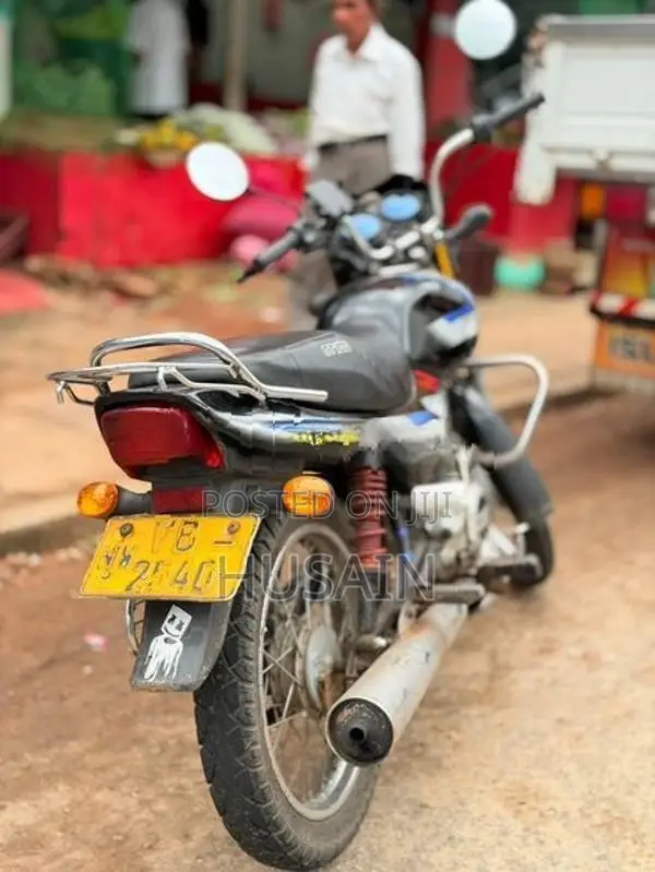Bajaj CT100 2009