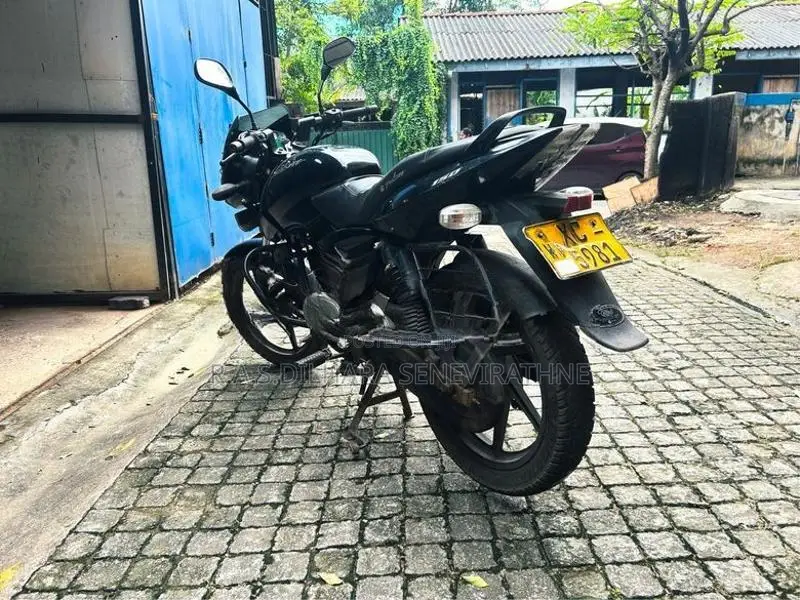 Bajaj Pulsar 150 2011