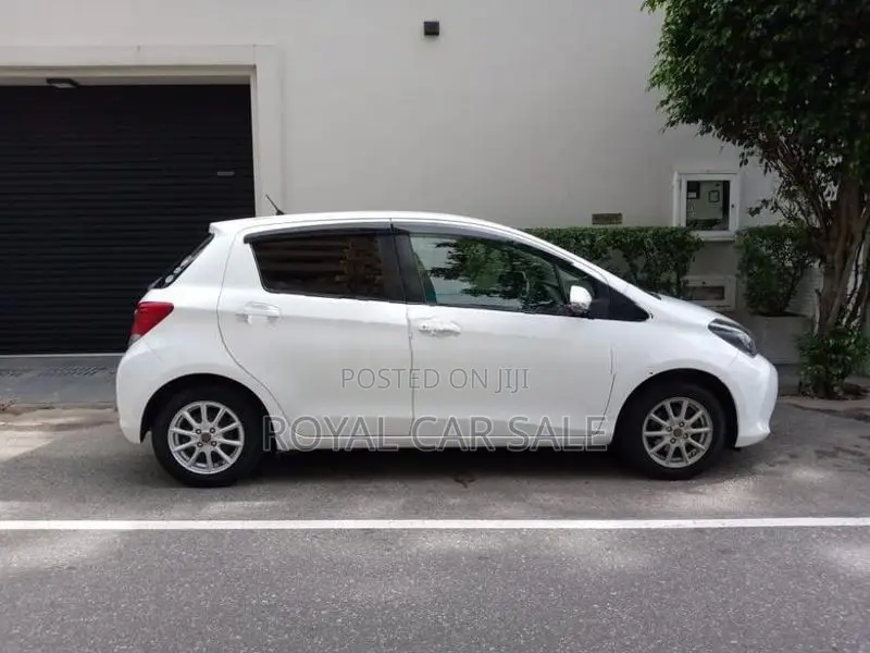 Toyota Vitz 2017