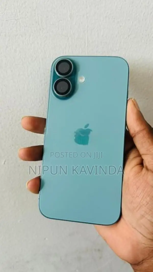Apple iPhone 16 (Used)