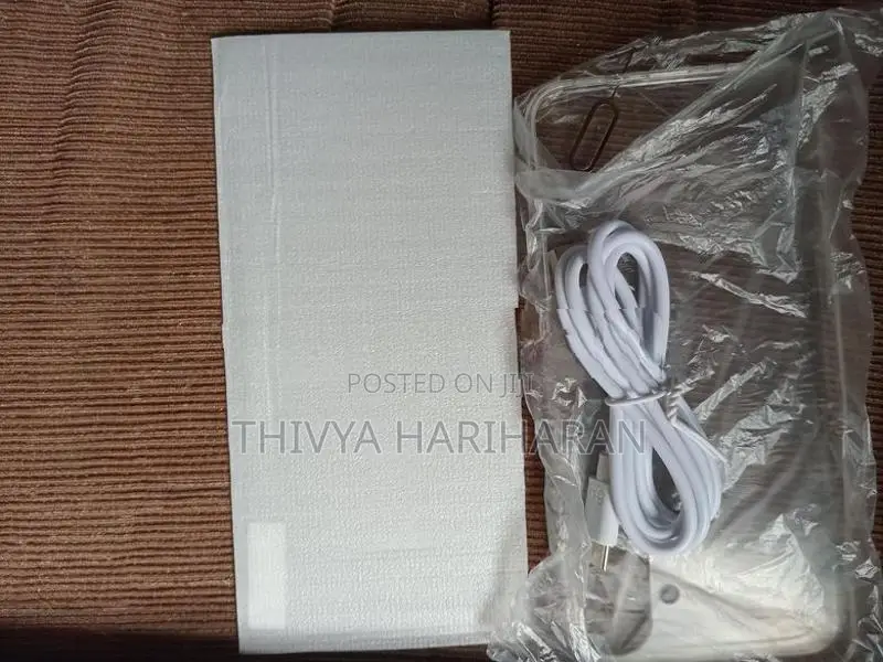 Samsung Galaxy A17 (Brand New)