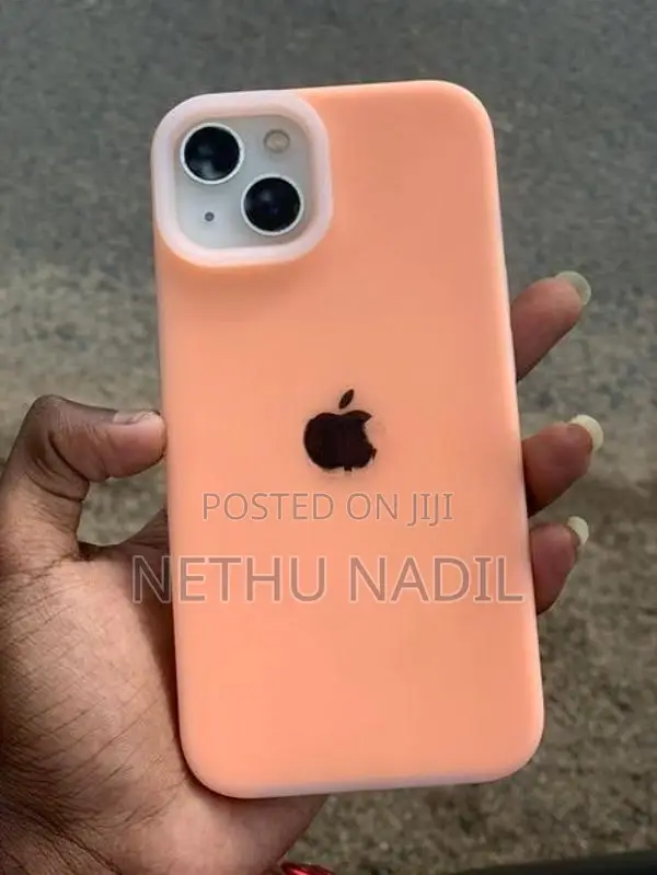 Apple iPhone 13 (Used)